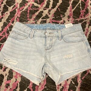 Guess slightly used shorts size 24